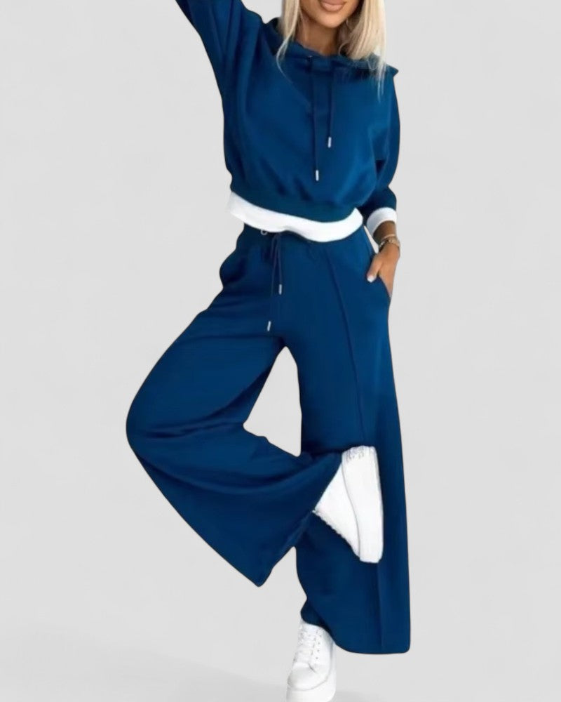 Women’s Two Piece Hoodie Tracksuit Set with Wide Leg Pants